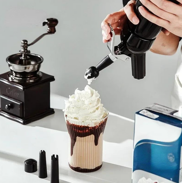 Сифон для сливок Cream Whipper 500мл с баллончиками черный CW_500B_N2O фото
